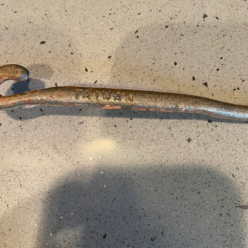 Vintage hanging utensil wall decoration - Picture 8 of 9
